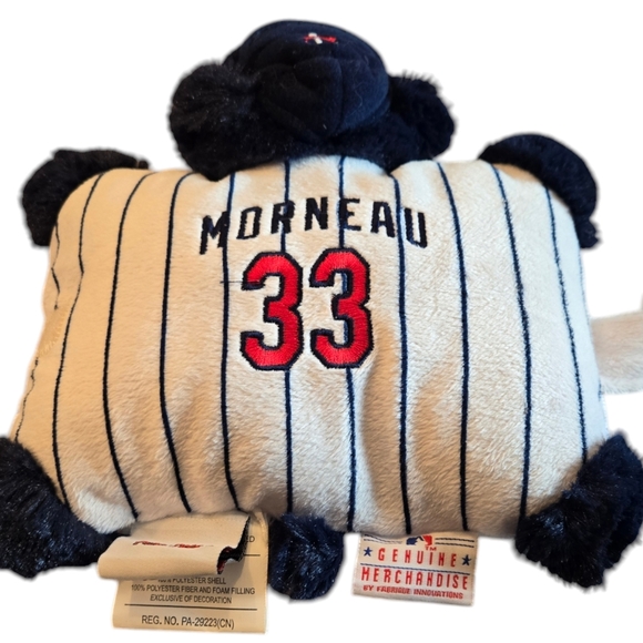 MM Twins Morneau Pillow Pet - Picture 1 of 11
